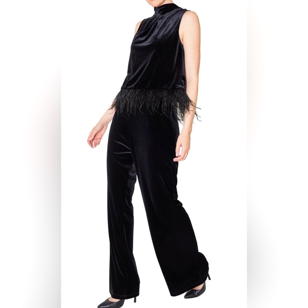 Julia Jordan NWT Velvet SET Mock Neck Feather Trim Wide Leg SET